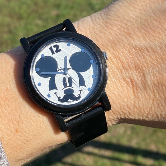 Disney Mickey Mouse with mustache Watch black - Picture 2 of 10
